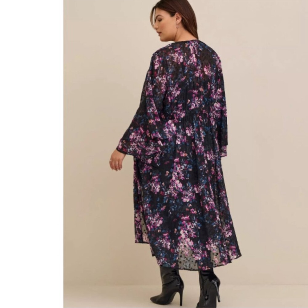 Torrid black floral clip dot long bell sleeve kimono womens 1X NWT - Picture 2 of 11